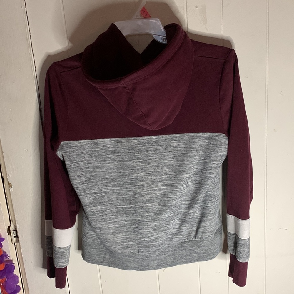 Sweaters - Picture 2 of 2